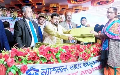 কুমিল্লায় শীতবস্ত্র বিতরণ করল ন্যাশনাল লাইফ ইন্স্যুরেন্স