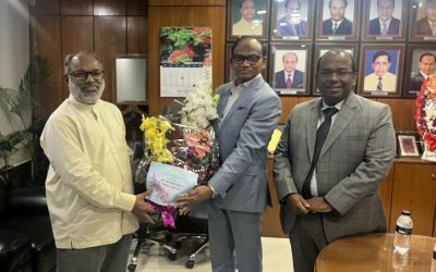 বিআইএ’র নব-নির্বাচিত প্রেসিডেন্টকে পপুলার লাইফ ইন্স্যুরেন্স কোম্পানির সিইওর ফুলেল শুভেচ্ছা ও অভিনন্দন