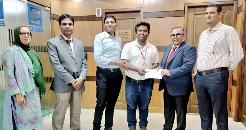 অগ্নি বীমা দাবির ১১ কোটি টাকা পরিশোধ করল বিজিআইসি