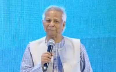 বিভিন্ন প্রতিষ্ঠানকে ৪ ক্যাটাগরিতে পুরস্কার দিলেন প্রধান উপদেষ্টা