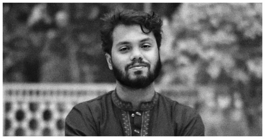 জাতীয় সংসদের দক্ষিণ প্লাজায় হাদির জানাজায় মানুষের ঢল