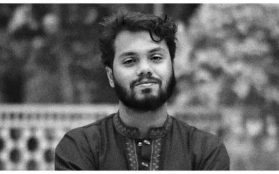 জাতীয় সংসদের দক্ষিণ প্লাজায় হাদির জানাজায় মানুষের ঢল